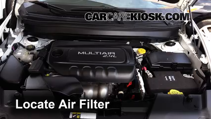 2015 Jeep Cherokee Latitude 2.4L 4 Cyl. Filtre à air (moteur) Changement